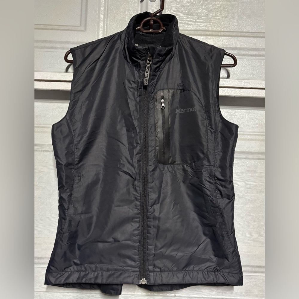 Marmot women’s black Vest